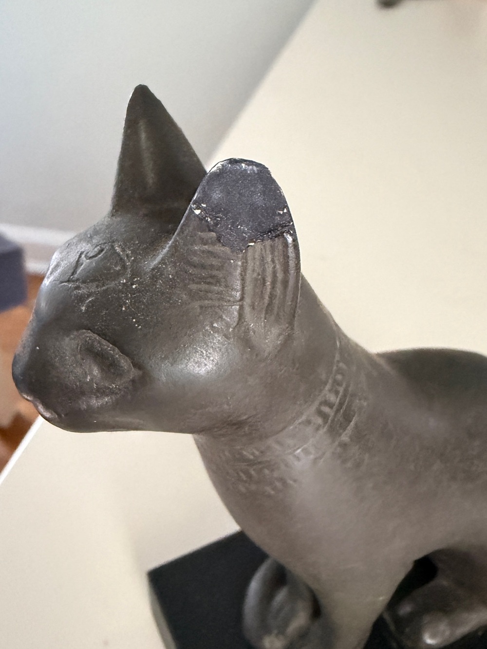 Vintage Egyptian Cat Goddess Bastet Figurine - Picture 4 of 7